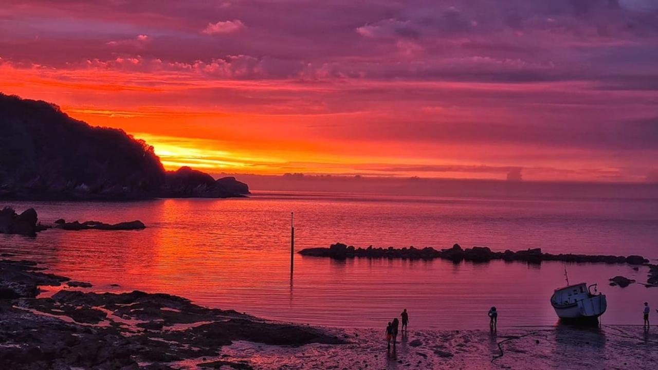 Happy Seaside Days In Combe Martin, Devon Apartment Luaran gambar