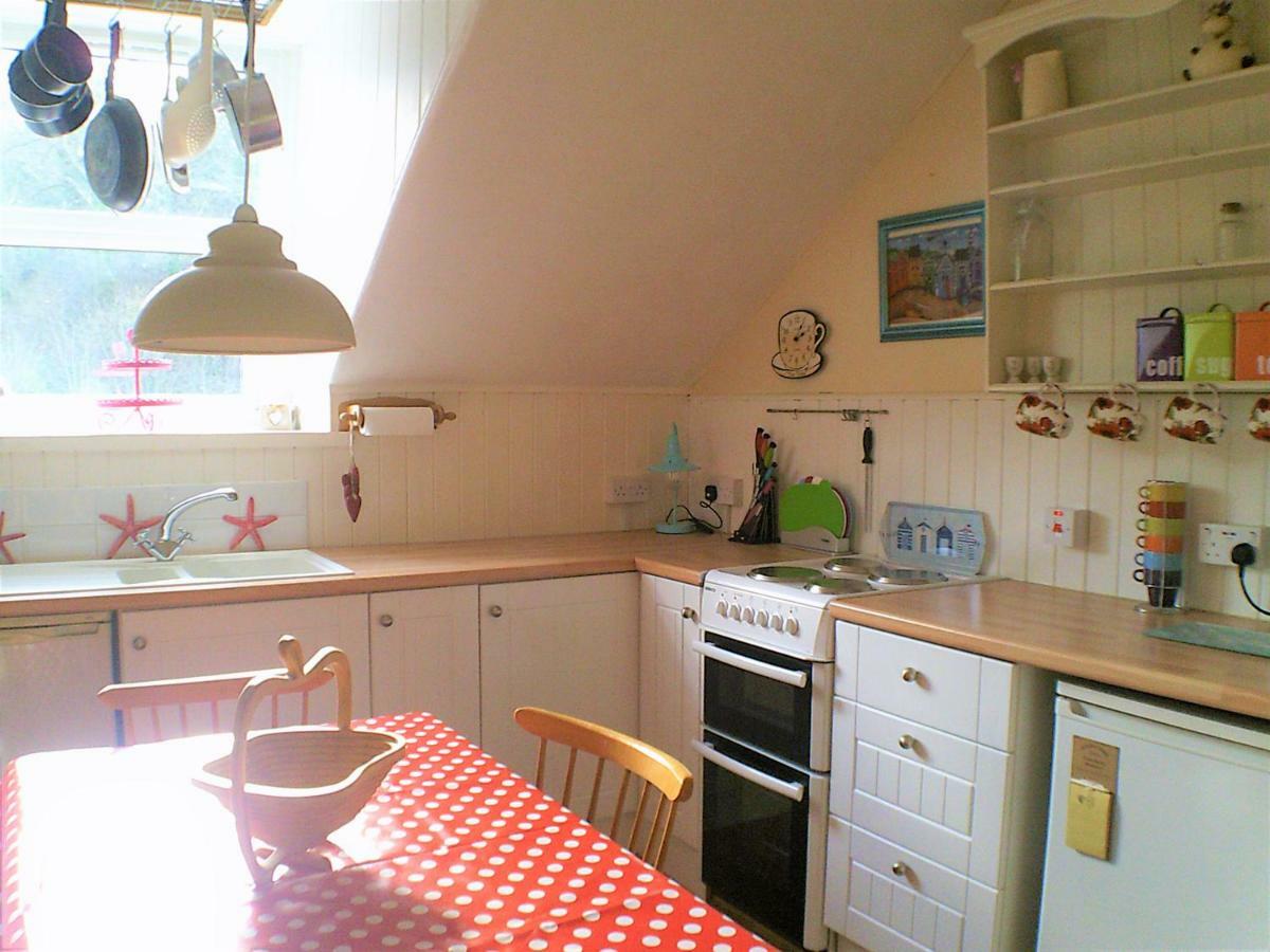 Happy Seaside Days In Combe Martin, Devon Apartment Luaran gambar