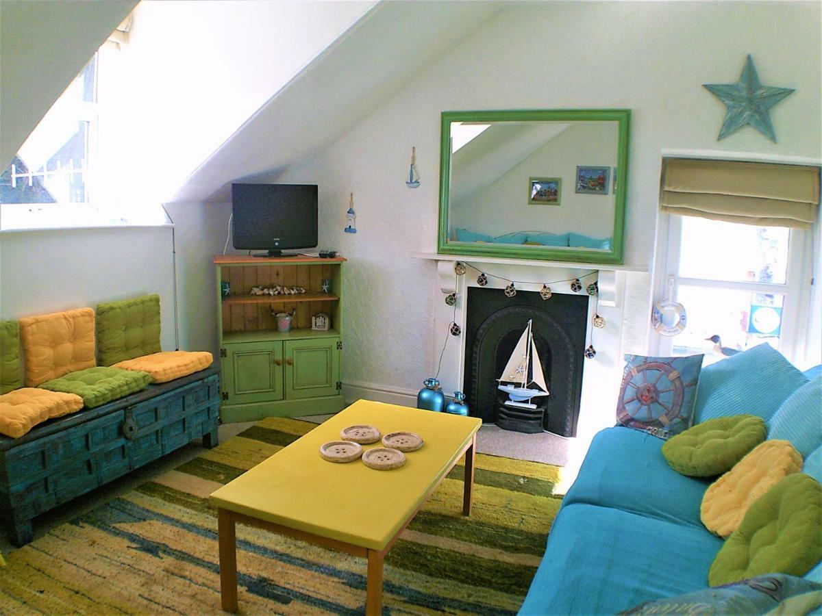 Happy Seaside Days In Combe Martin, Devon Apartment Luaran gambar